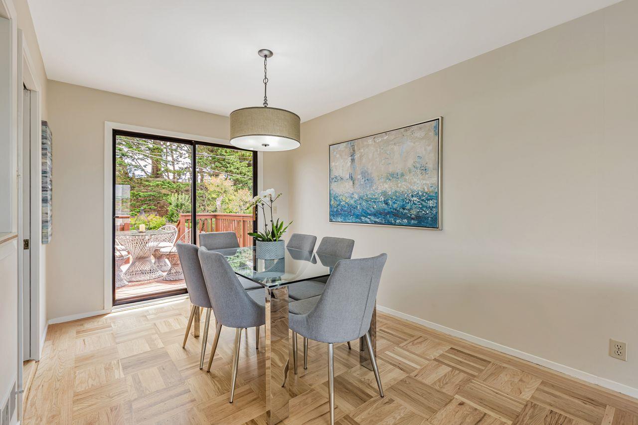 Detail Gallery Image 15 of 49 For 449 Alta Vista Dr, South San Francisco,  CA 94080 - 4 Beds | 2 Baths