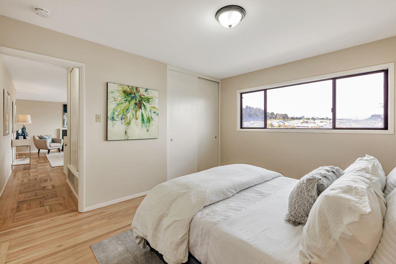 Detail Gallery Image 18 of 49 For 449 Alta Vista Dr, South San Francisco,  CA 94080 - 4 Beds | 2 Baths