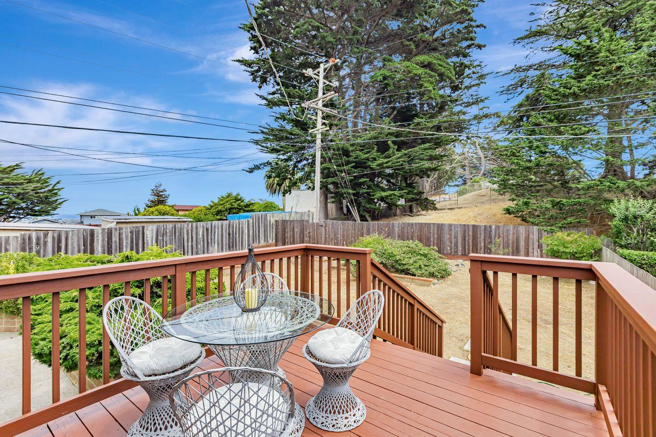 Detail Gallery Image 29 of 49 For 449 Alta Vista Dr, South San Francisco,  CA 94080 - 4 Beds | 2 Baths