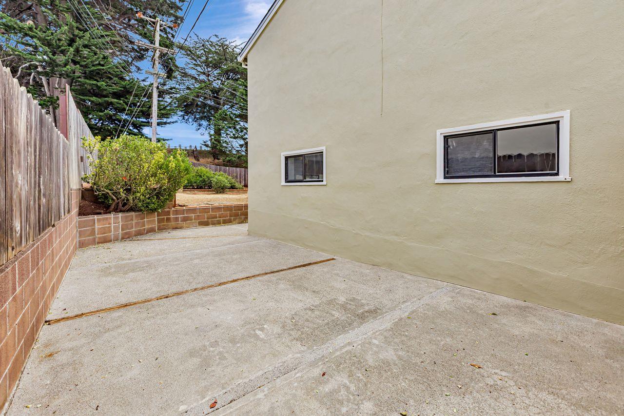 Detail Gallery Image 36 of 49 For 449 Alta Vista Dr, South San Francisco,  CA 94080 - 4 Beds | 2 Baths