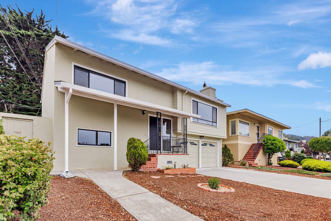 Detail Gallery Image 4 of 49 For 449 Alta Vista Dr, South San Francisco,  CA 94080 - 4 Beds | 2 Baths