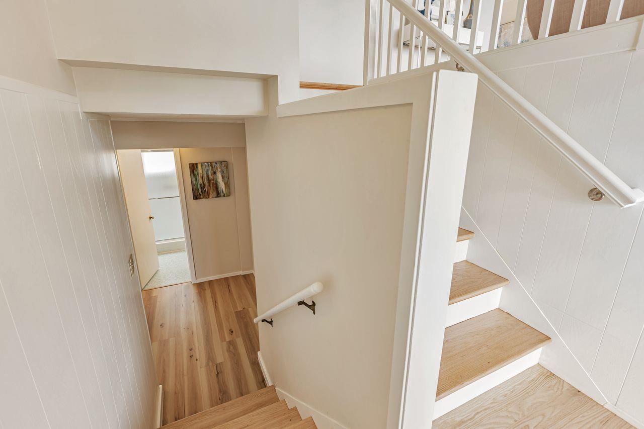 Detail Gallery Image 7 of 49 For 449 Alta Vista Dr, South San Francisco,  CA 94080 - 4 Beds | 2 Baths