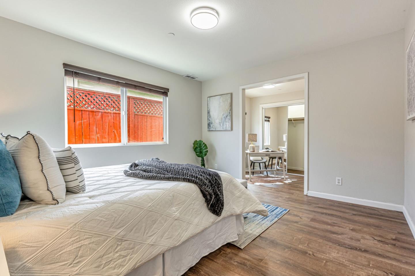 Detail Gallery Image 12 of 34 For 228 Clifden Dr, South San Francisco,  CA 94080 - 4 Beds | 3 Baths