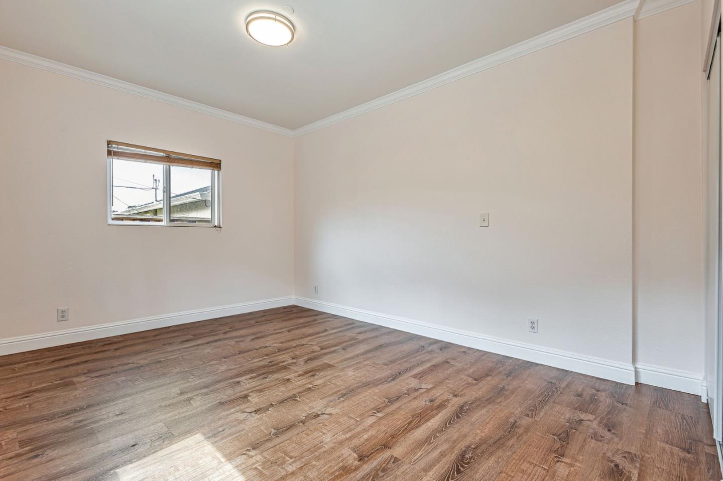 Detail Gallery Image 20 of 34 For 228 Clifden Dr, South San Francisco,  CA 94080 - 4 Beds | 3 Baths