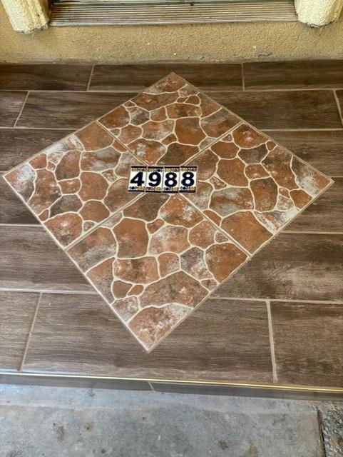 Detail Gallery Image 3 of 24 For 4988 Houndshaven Way, San Jose,  CA 95111 - 4 Beds | 2/1 Baths