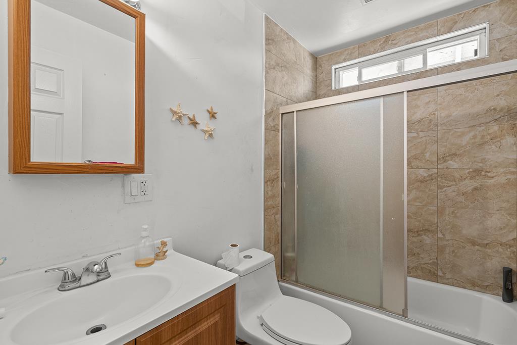 Detail Gallery Image 16 of 20 For 7487 Rogers Ln, Gilroy,  CA 95020 - – Beds | – Baths