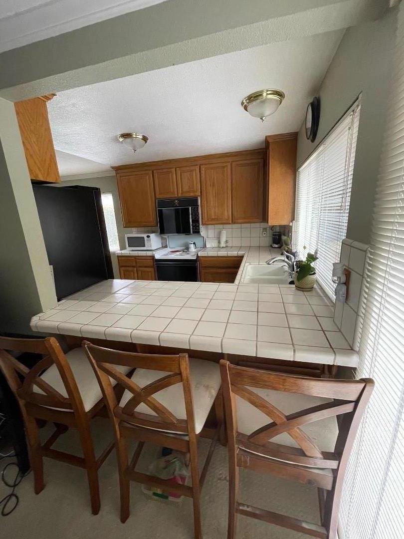 Detail Gallery Image 8 of 34 For 5399 Southbridge Ct, San Jose,  CA 95118 - 3 Beds | 2/1 Baths