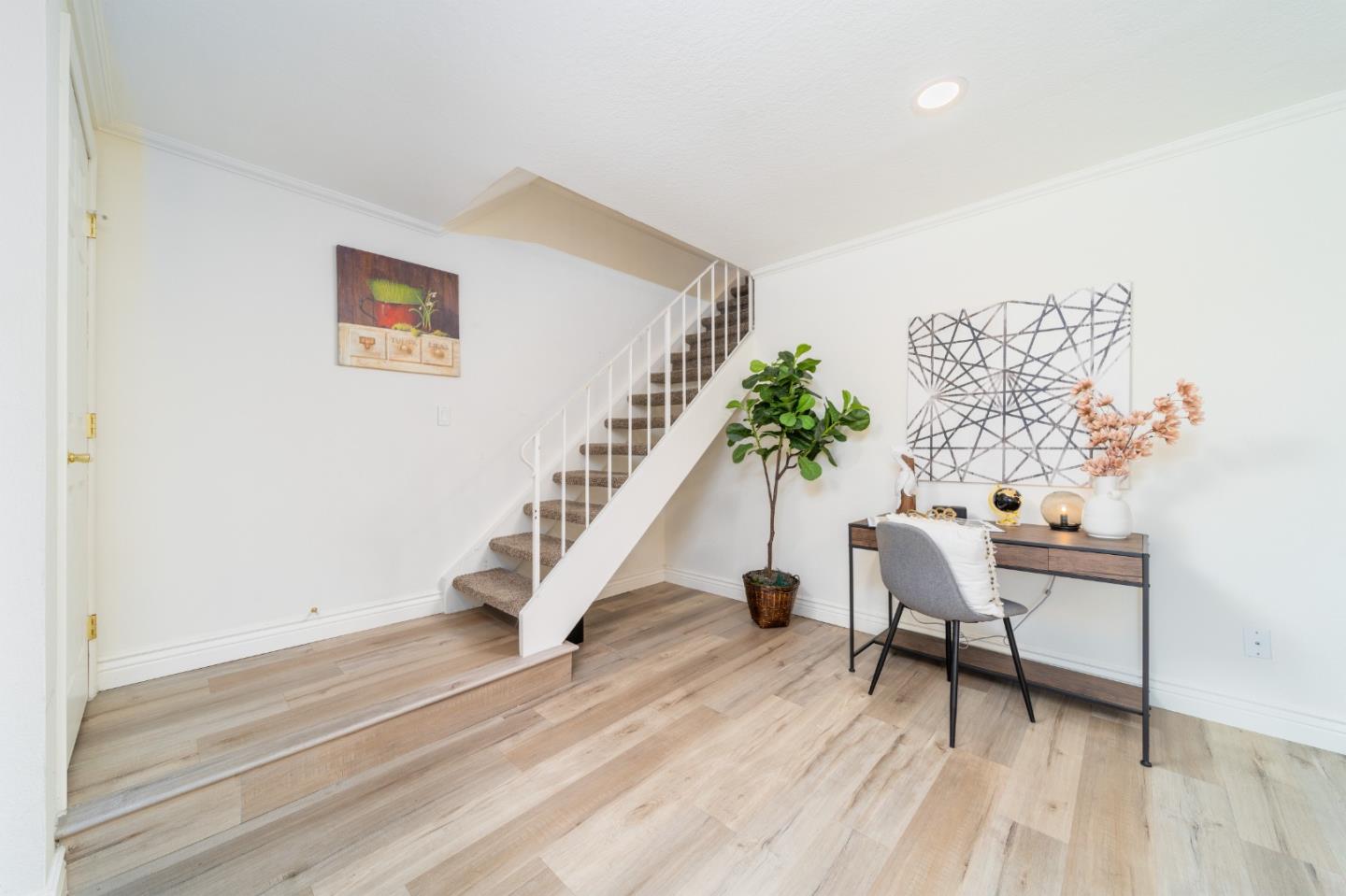 Detail Gallery Image 16 of 29 For 1748 Vancouver Grn, Fremont,  CA 94536 - 3 Beds | 2/1 Baths