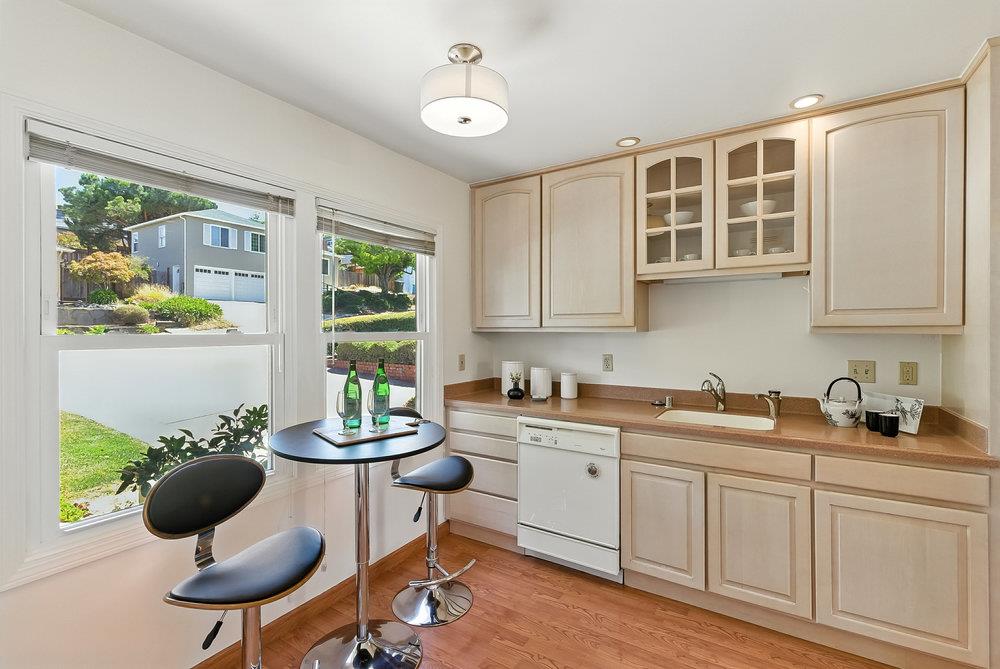 Detail Gallery Image 10 of 40 For 120 42nd Ave, San Mateo,  CA 94403 - 3 Beds | 2 Baths