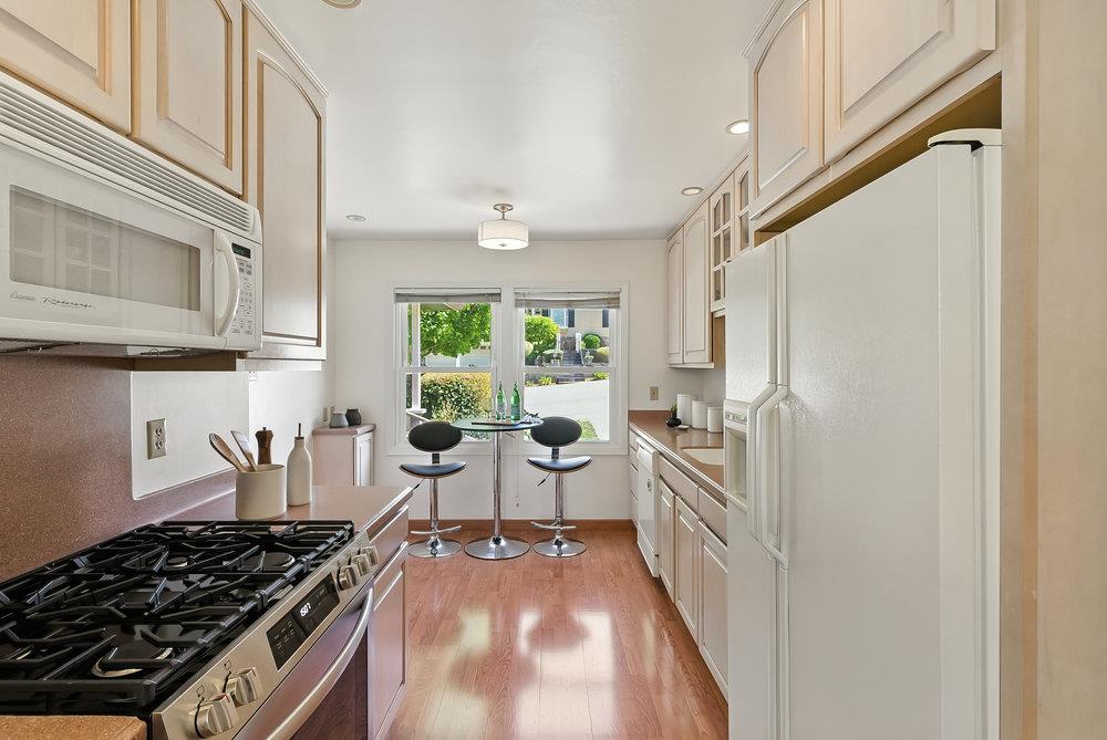 Detail Gallery Image 14 of 40 For 120 42nd Ave, San Mateo,  CA 94403 - 3 Beds | 2 Baths