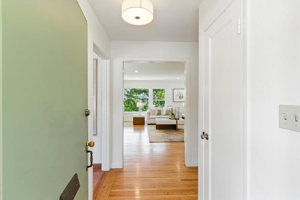 Detail Gallery Image 4 of 40 For 120 42nd Ave, San Mateo,  CA 94403 - 3 Beds | 2 Baths