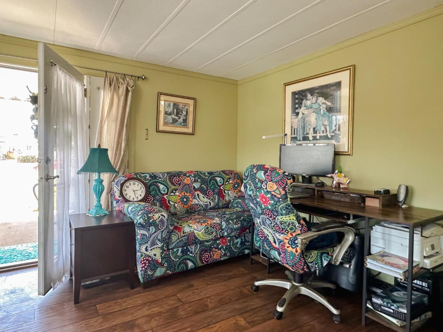 Detail Gallery Image 8 of 19 For 1146 Birch Ave #19,  Seaside,  CA 93955 - 2 Beds | 1/1 Baths