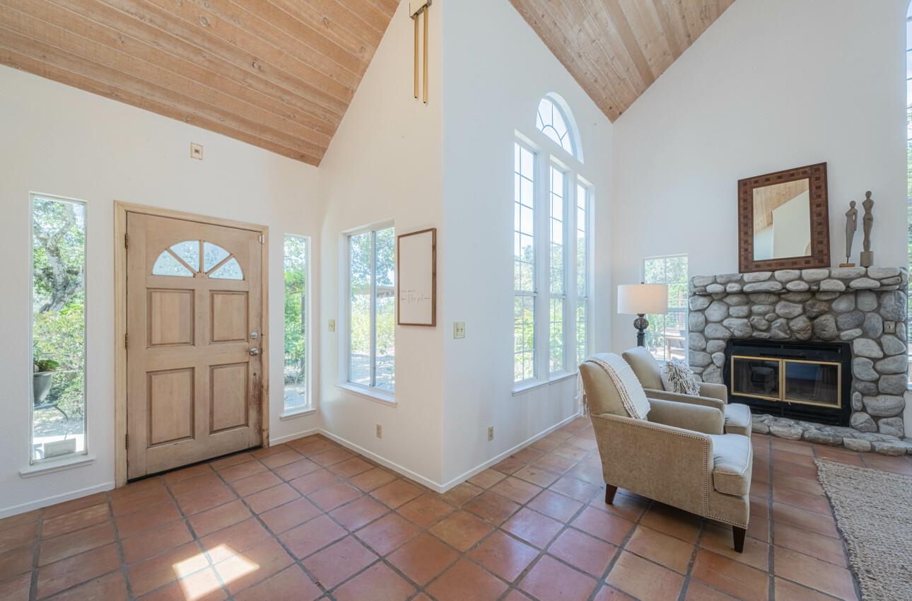 Detail Gallery Image 13 of 70 For 158 Echo Valley Rd, Prunedale,  CA 93907 - 4 Beds | 2/1 Baths