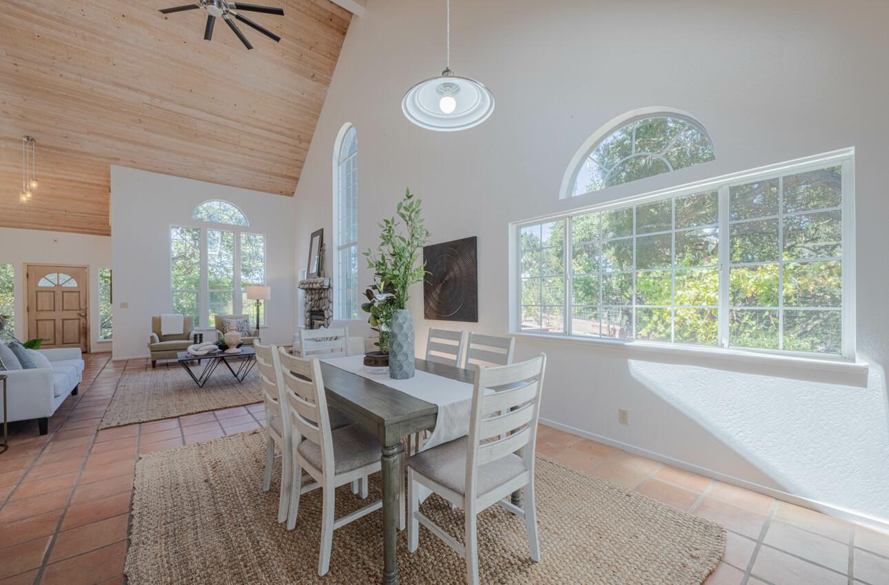 Detail Gallery Image 16 of 70 For 158 Echo Valley Rd, Prunedale,  CA 93907 - 4 Beds | 2/1 Baths