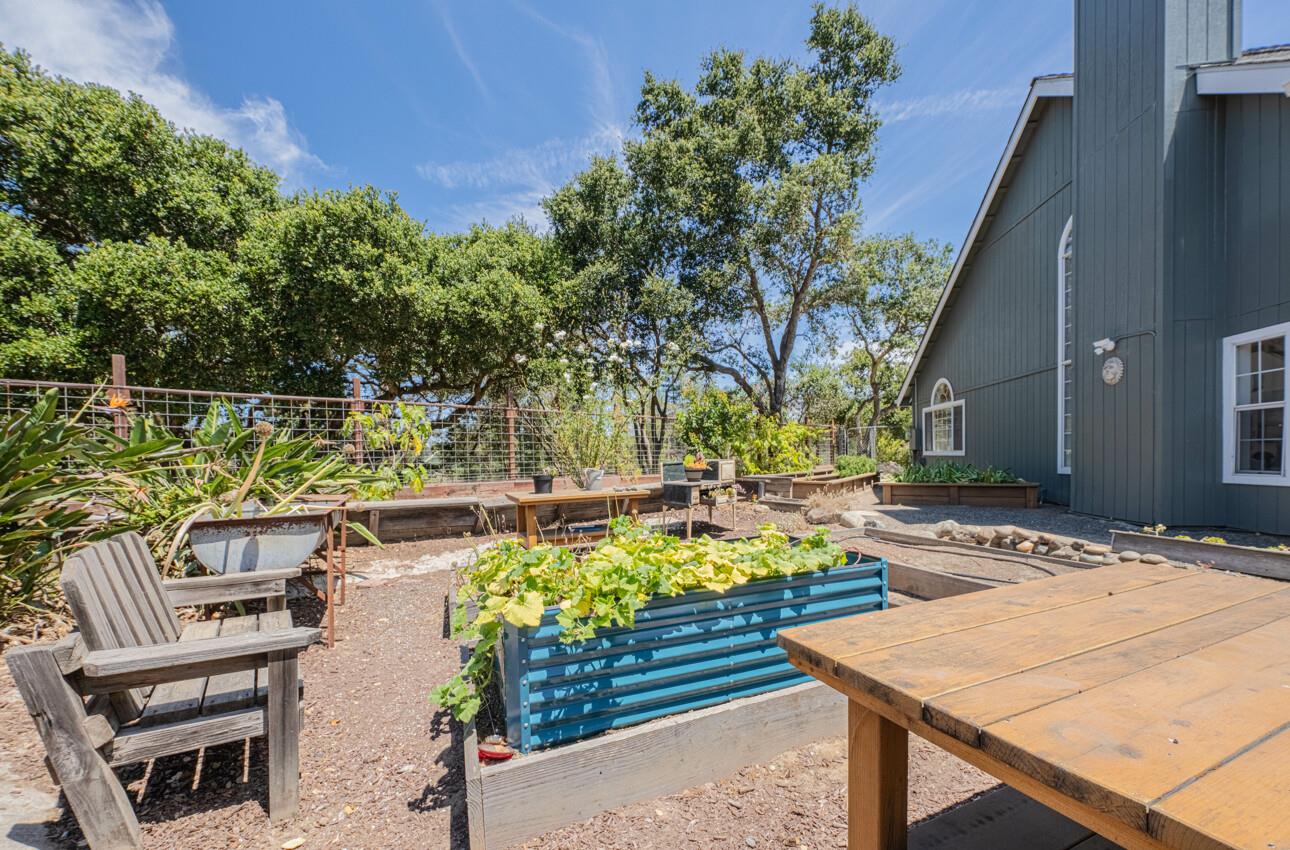 Detail Gallery Image 60 of 70 For 158 Echo Valley Rd, Prunedale,  CA 93907 - 4 Beds | 2/1 Baths