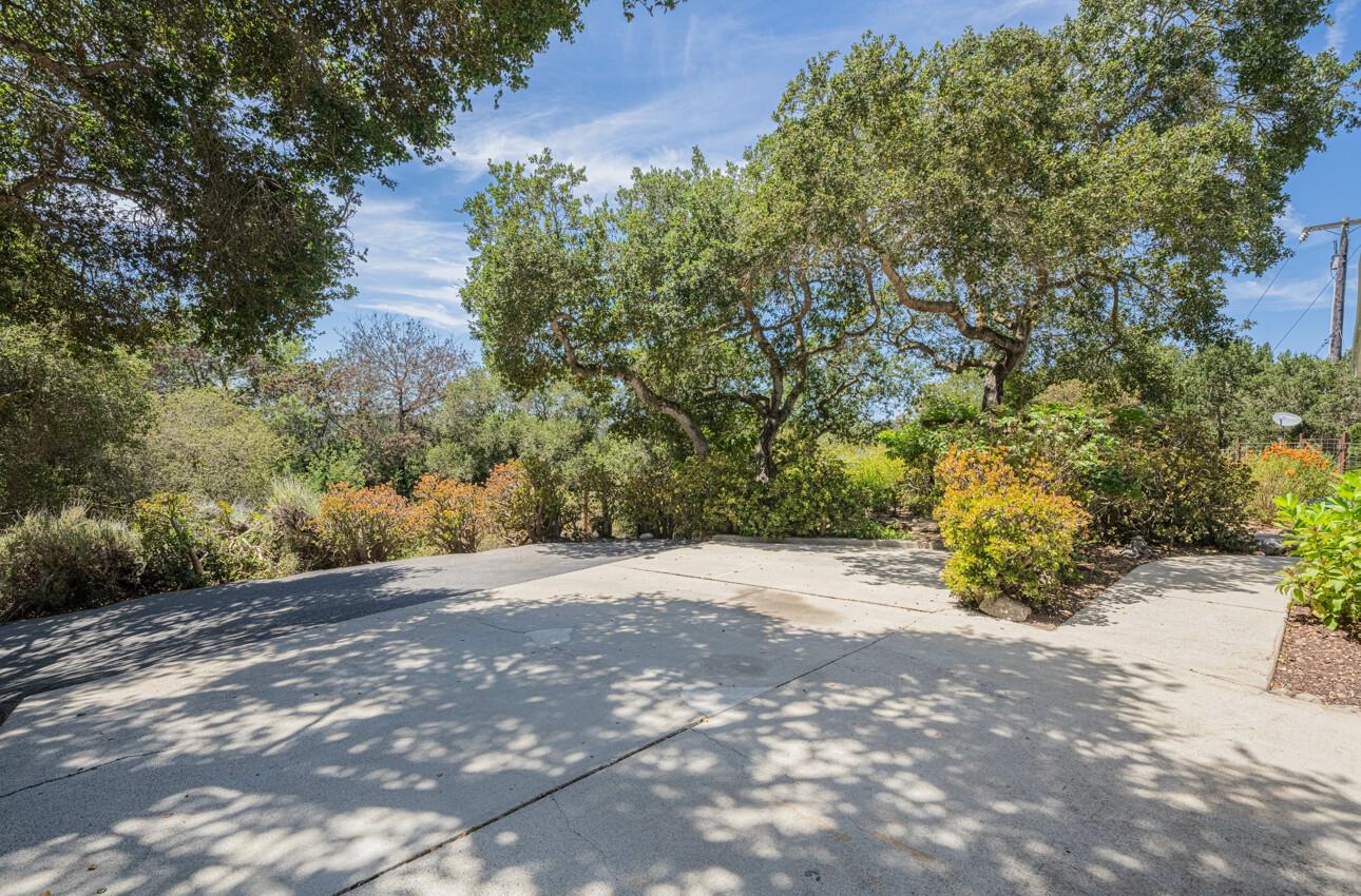 Detail Gallery Image 9 of 70 For 158 Echo Valley Rd, Prunedale,  CA 93907 - 4 Beds | 2/1 Baths
