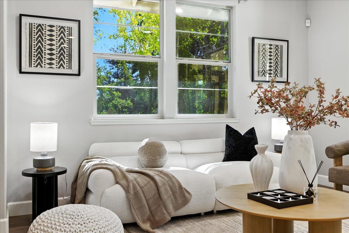 Detail Gallery Image 3 of 55 For 2955 via Roma Pl #42,  Santa Clara,  CA 95051 - 2 Beds | 2/1 Baths