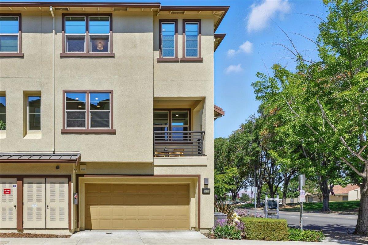 Detail Gallery Image 42 of 55 For 2955 via Roma Pl #42,  Santa Clara,  CA 95051 - 2 Beds | 2/1 Baths
