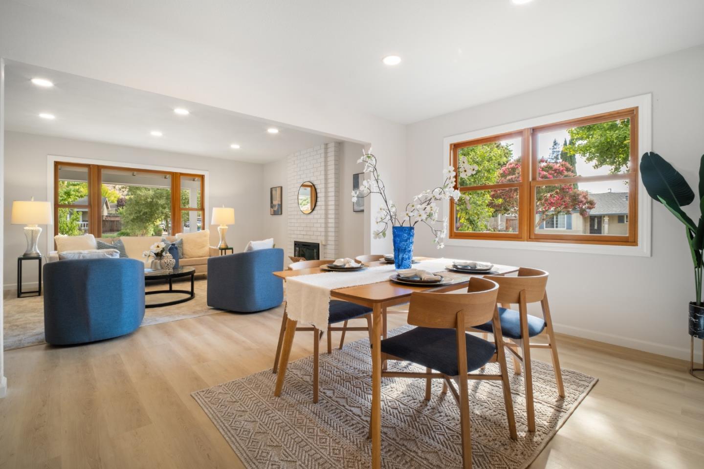 Detail Gallery Image 10 of 38 For 299 Moraga Way, San Jose,  CA 95119 - 3 Beds | 2 Baths
