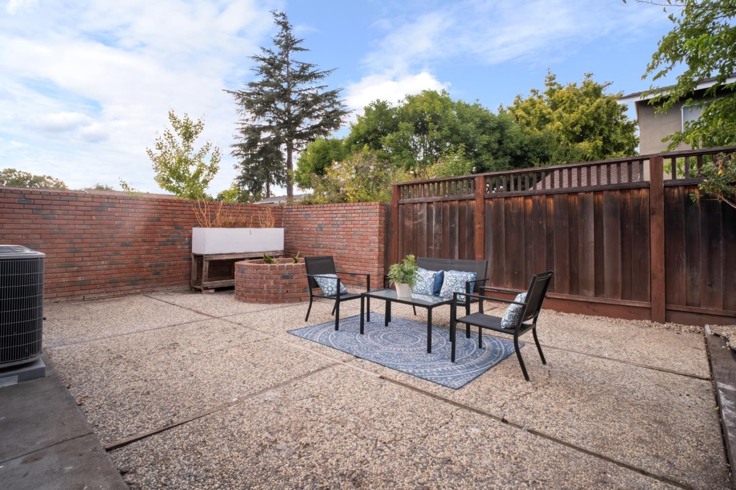 Detail Gallery Image 27 of 38 For 299 Moraga Way, San Jose,  CA 95119 - 3 Beds | 2 Baths