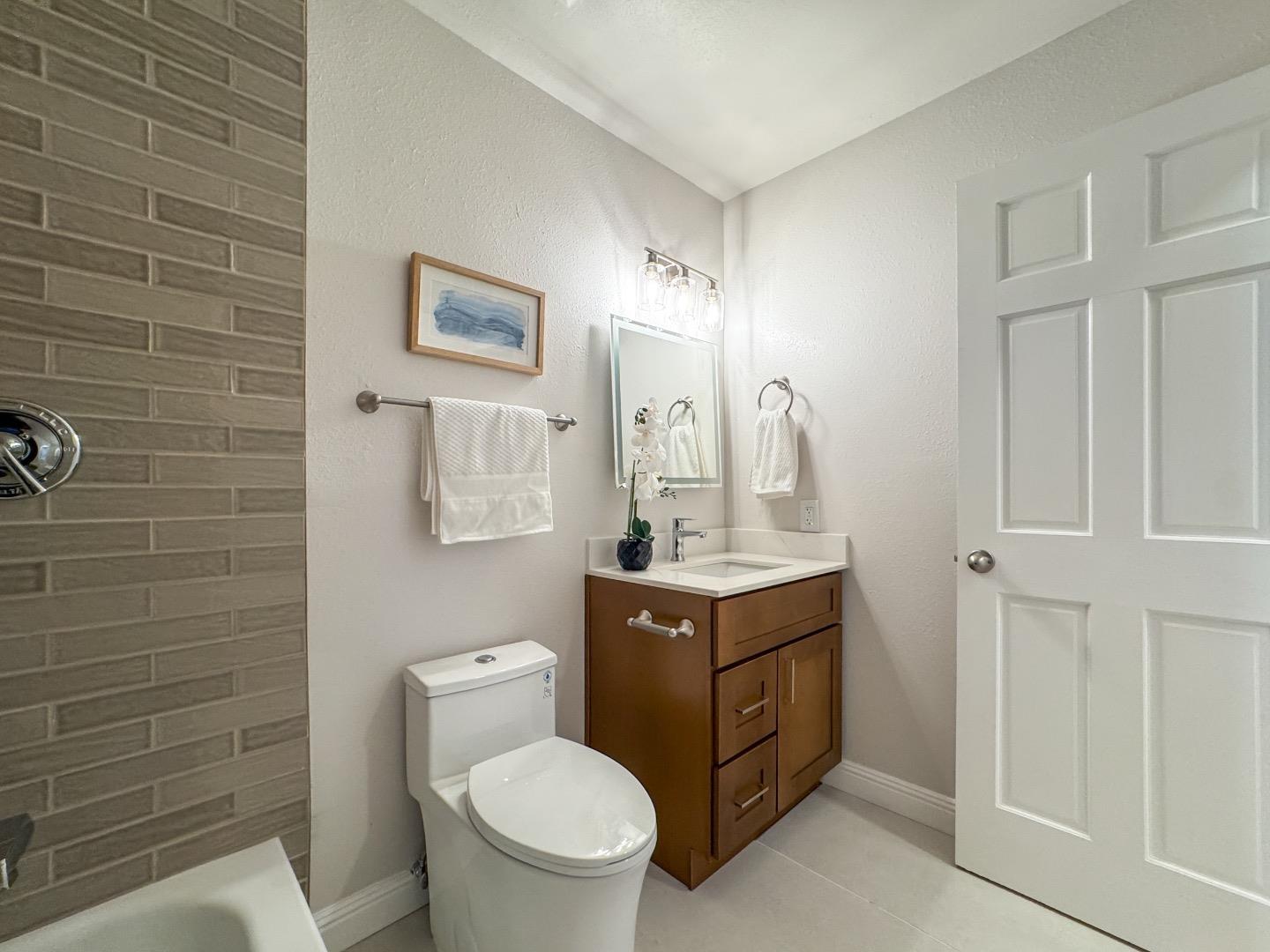 Detail Gallery Image 32 of 38 For 299 Moraga Way, San Jose,  CA 95119 - 3 Beds | 2 Baths