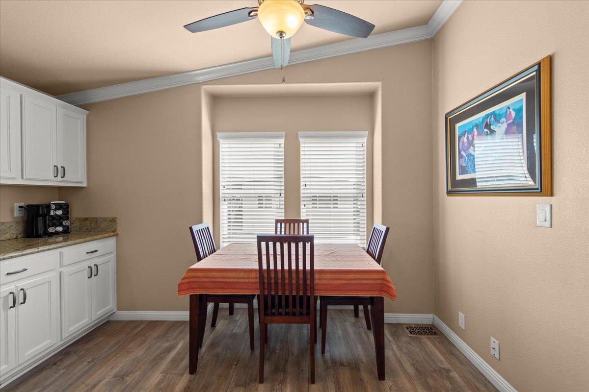 Detail Gallery Image 17 of 42 For 275 Burnett Ave #133,  Morgan Hill,  CA 95037 - 3 Beds | 2 Baths