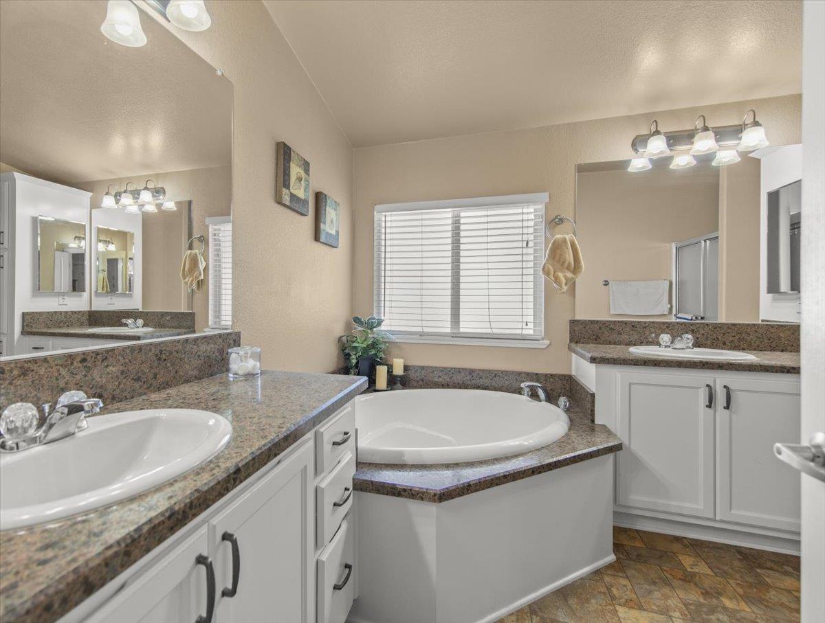 Detail Gallery Image 21 of 42 For 275 Burnett Ave #133,  Morgan Hill,  CA 95037 - 3 Beds | 2 Baths