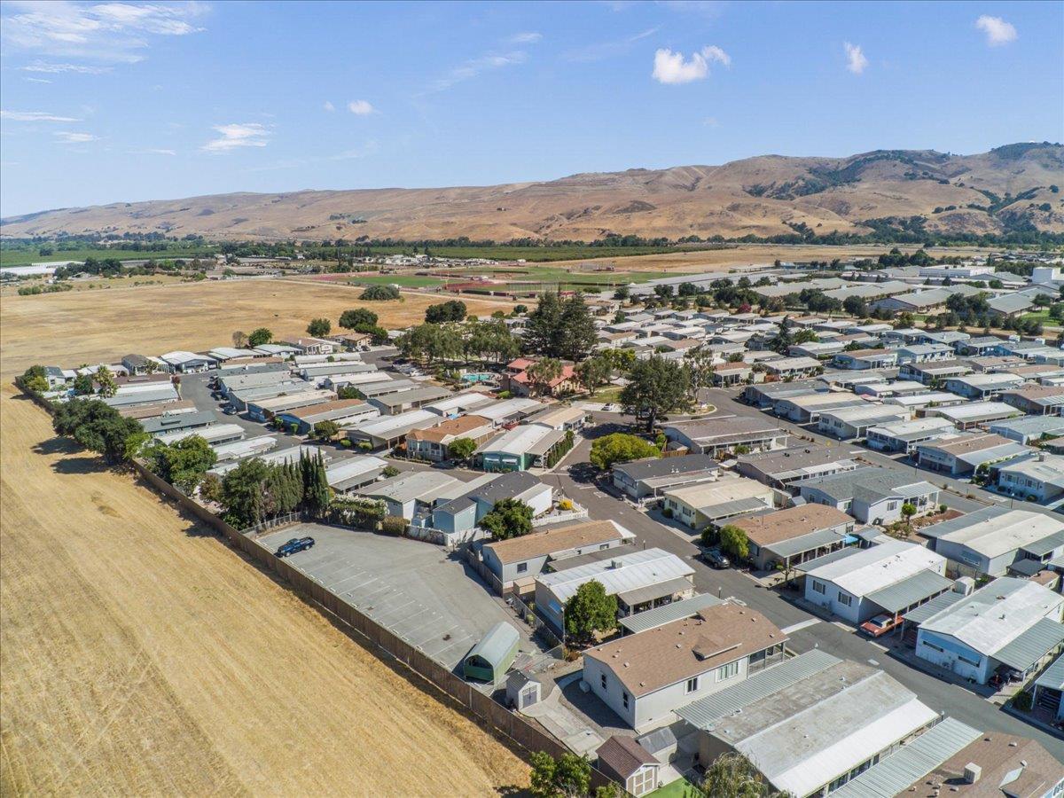 Detail Gallery Image 39 of 42 For 275 Burnett Ave #133,  Morgan Hill,  CA 95037 - 3 Beds | 2 Baths