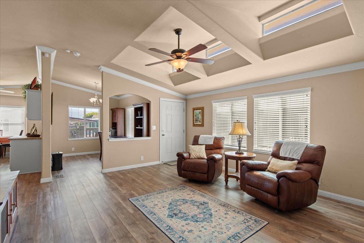 Detail Gallery Image 8 of 42 For 275 Burnett Ave #133,  Morgan Hill,  CA 95037 - 3 Beds | 2 Baths