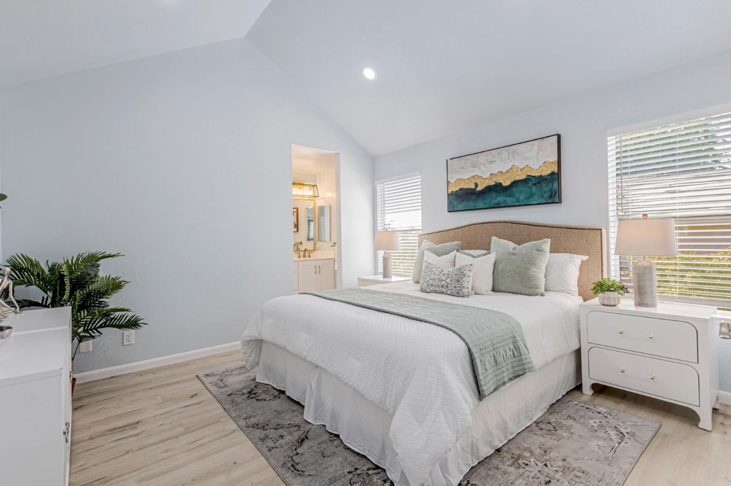 Detail Gallery Image 21 of 43 For 2129 Doxey Dr, San Jose,  CA 95131 - 3 Beds | 2/1 Baths