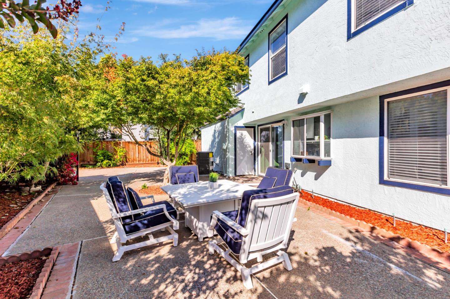 Detail Gallery Image 37 of 43 For 2129 Doxey Dr, San Jose,  CA 95131 - 3 Beds | 2/1 Baths