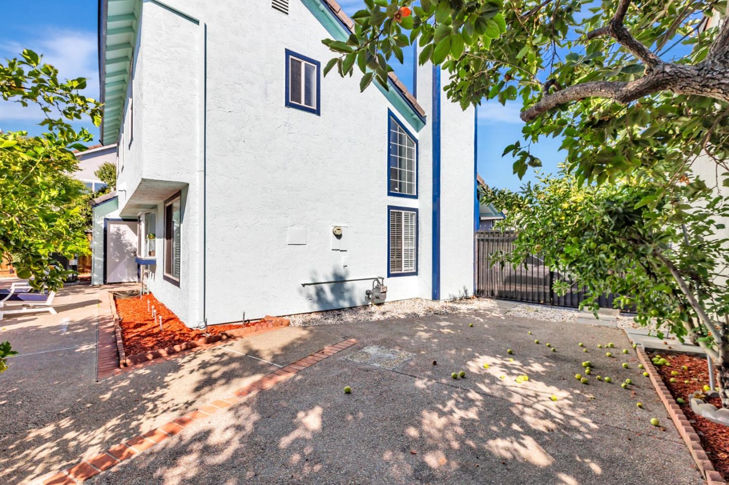 Detail Gallery Image 40 of 43 For 2129 Doxey Dr, San Jose,  CA 95131 - 3 Beds | 2/1 Baths