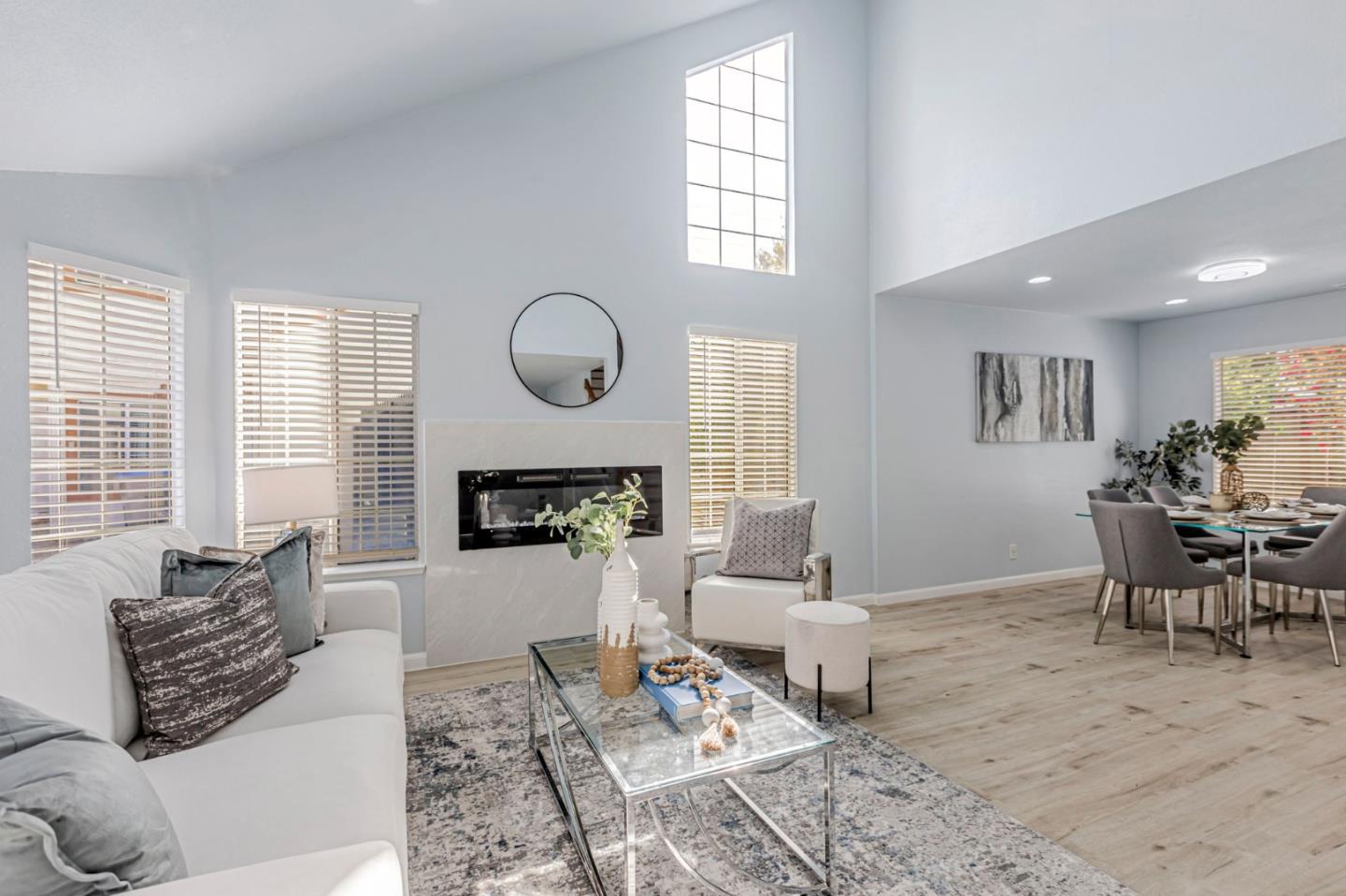 Detail Gallery Image 6 of 43 For 2129 Doxey Dr, San Jose,  CA 95131 - 3 Beds | 2/1 Baths