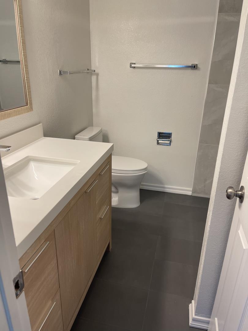 Detail Gallery Image 13 of 15 For 116 Monte Villa Ct, Campbell,  CA 95008 - 2 Beds | 2/1 Baths