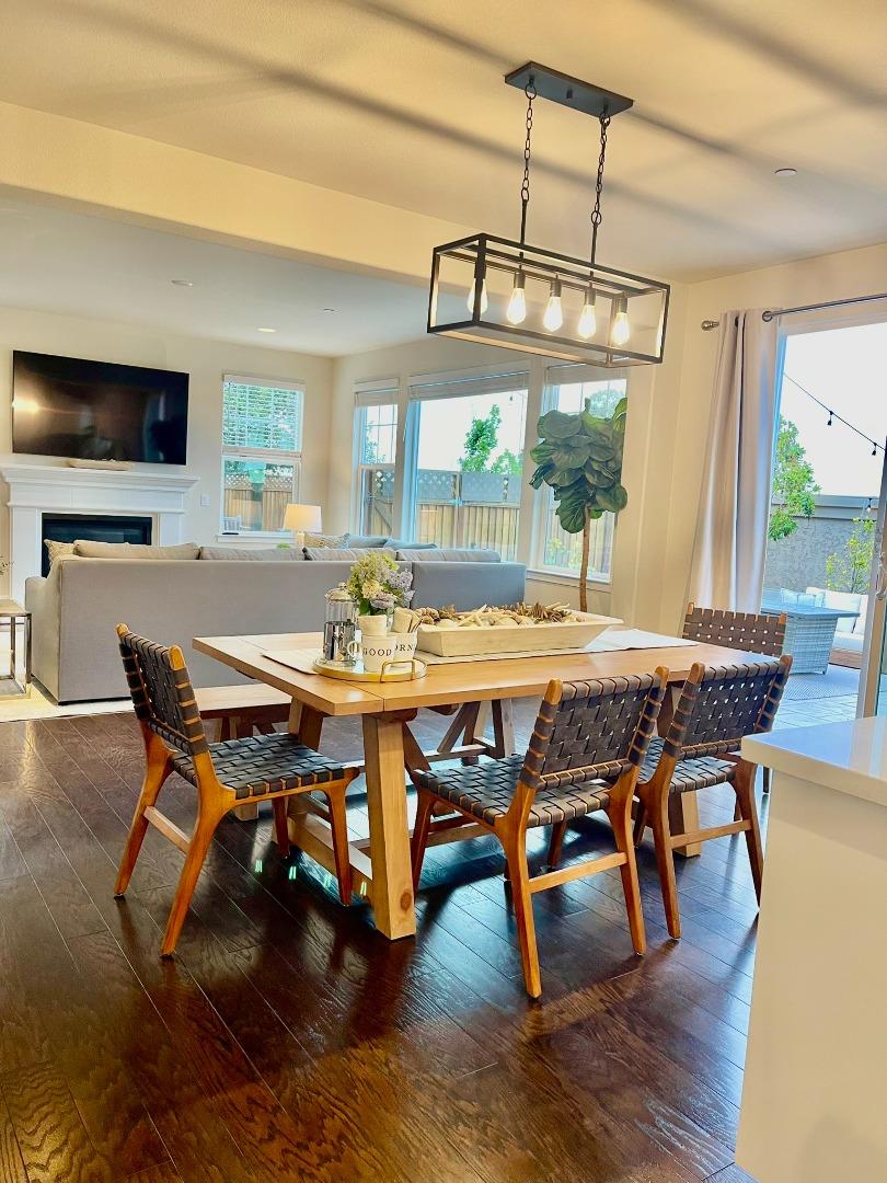 Detail Gallery Image 11 of 30 For 18531 Mcclellan Cir, East Garrison,  CA 93933 - 4 Beds | 3/1 Baths