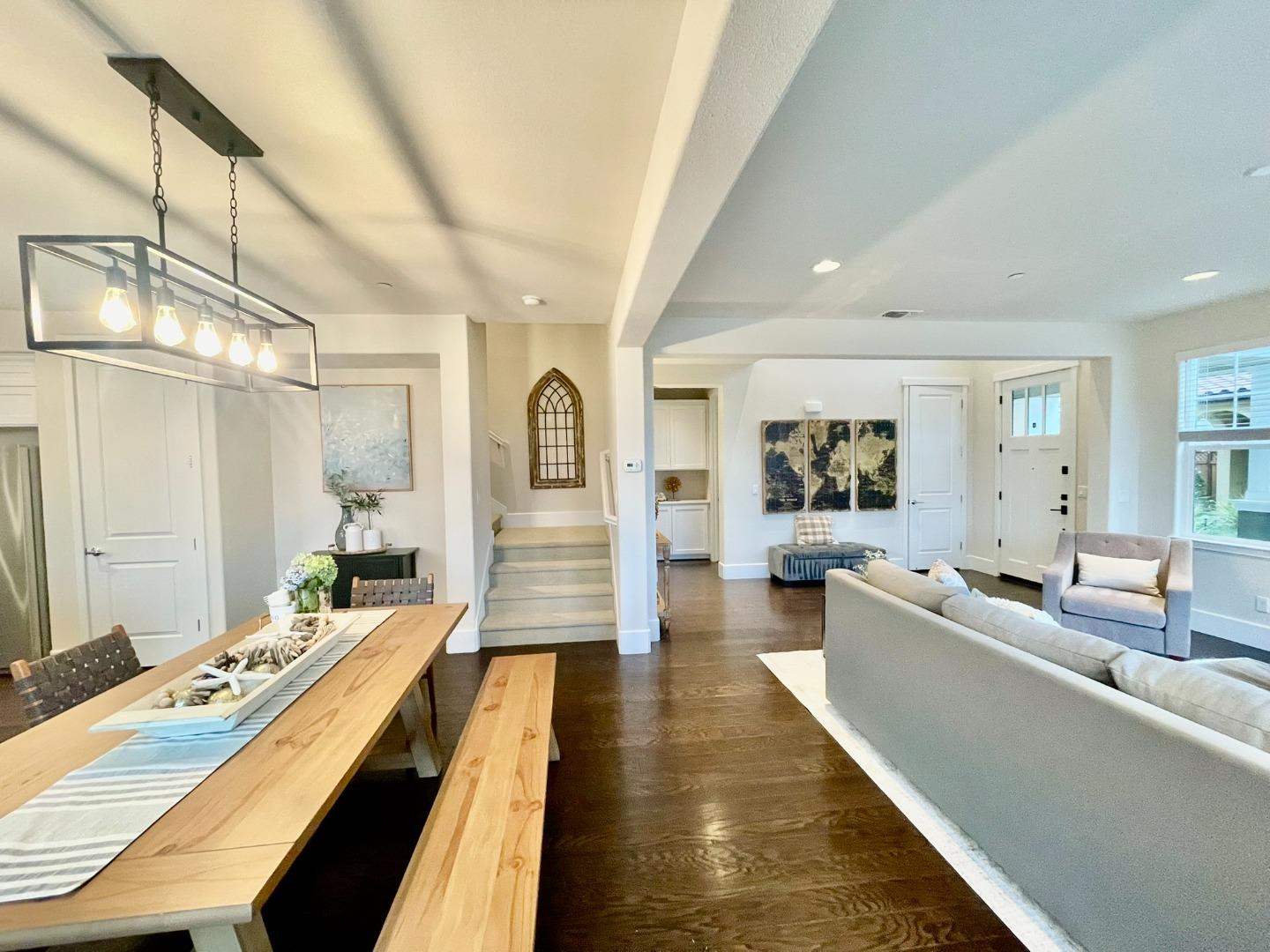 Detail Gallery Image 12 of 30 For 18531 Mcclellan Cir, East Garrison,  CA 93933 - 4 Beds | 3/1 Baths