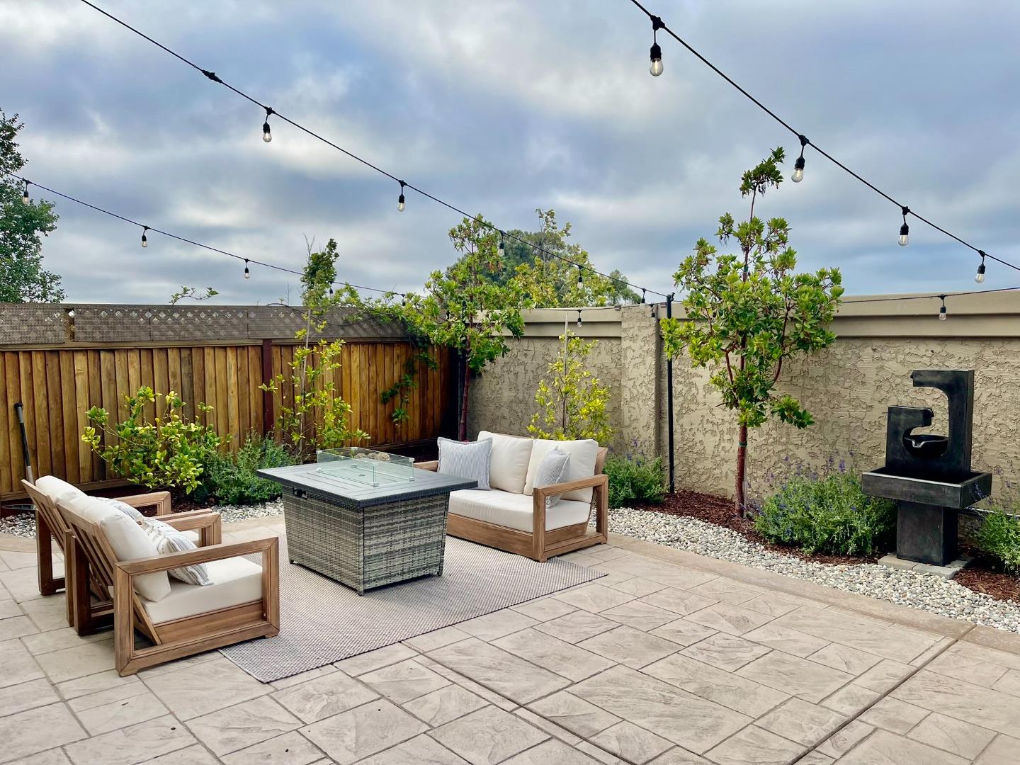 Detail Gallery Image 14 of 30 For 18531 Mcclellan Cir, East Garrison,  CA 93933 - 4 Beds | 3/1 Baths