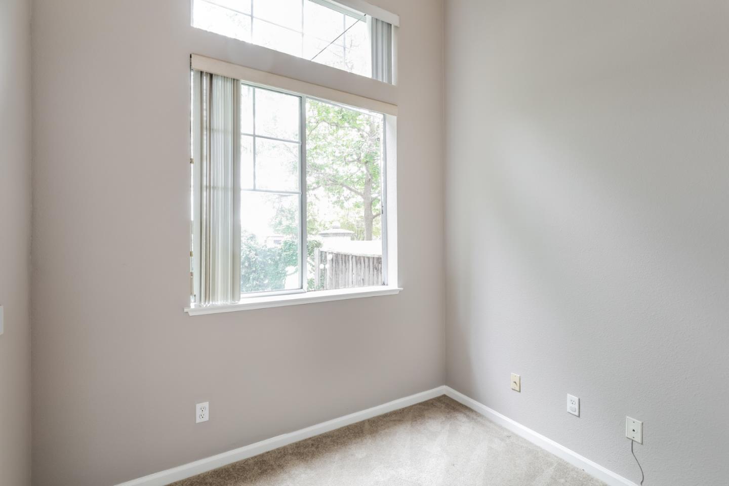 Detail Gallery Image 17 of 24 For 572 Blackwood Ter, Sunnyvale,  CA 94086 - 3 Beds | 2/1 Baths