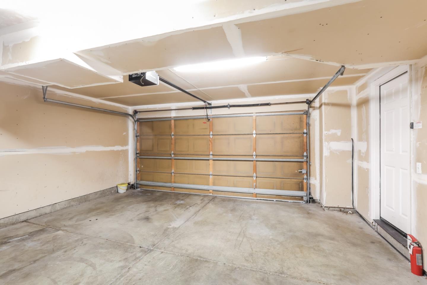 Detail Gallery Image 21 of 24 For 572 Blackwood Ter, Sunnyvale,  CA 94086 - 3 Beds | 2/1 Baths