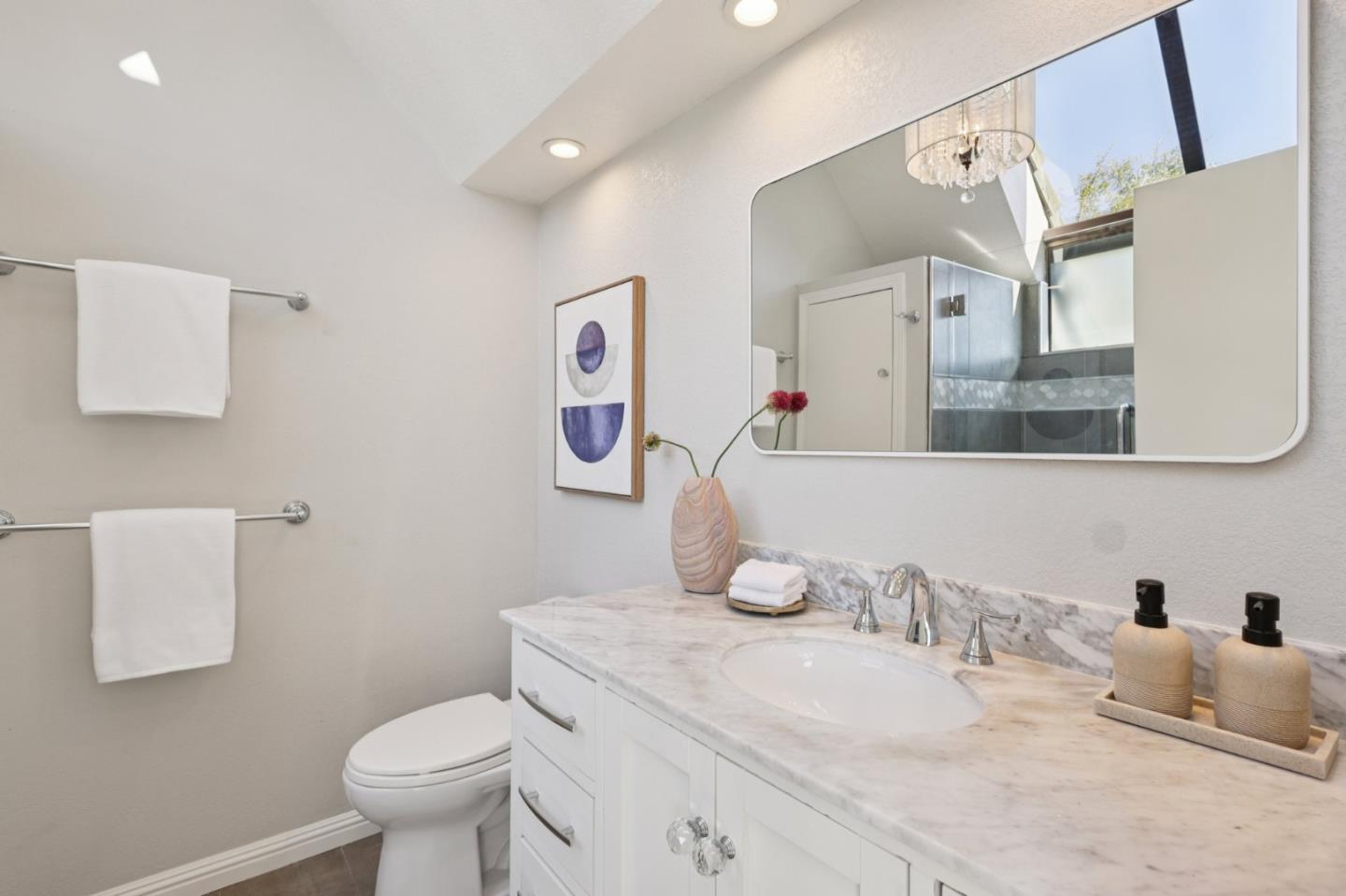 Detail Gallery Image 32 of 57 For 1331 Alma St, Palo Alto,  CA 94301 - 2 Beds | 2/1 Baths