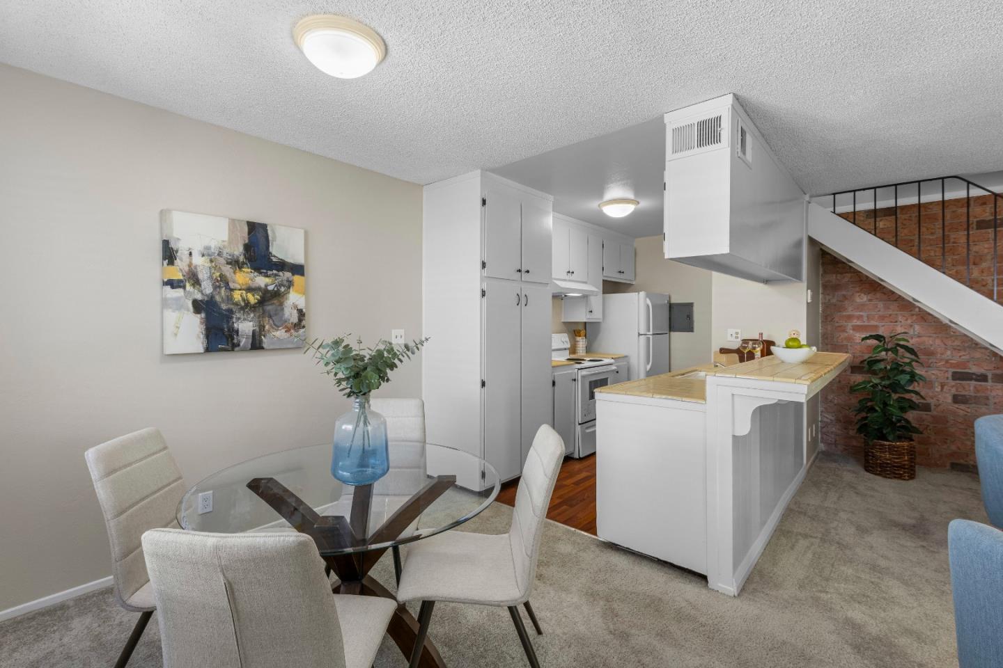 Detail Gallery Image 13 of 48 For 5626 Calmor Ave #3,  San Jose,  CA 95123 - 2 Beds | 1 Baths