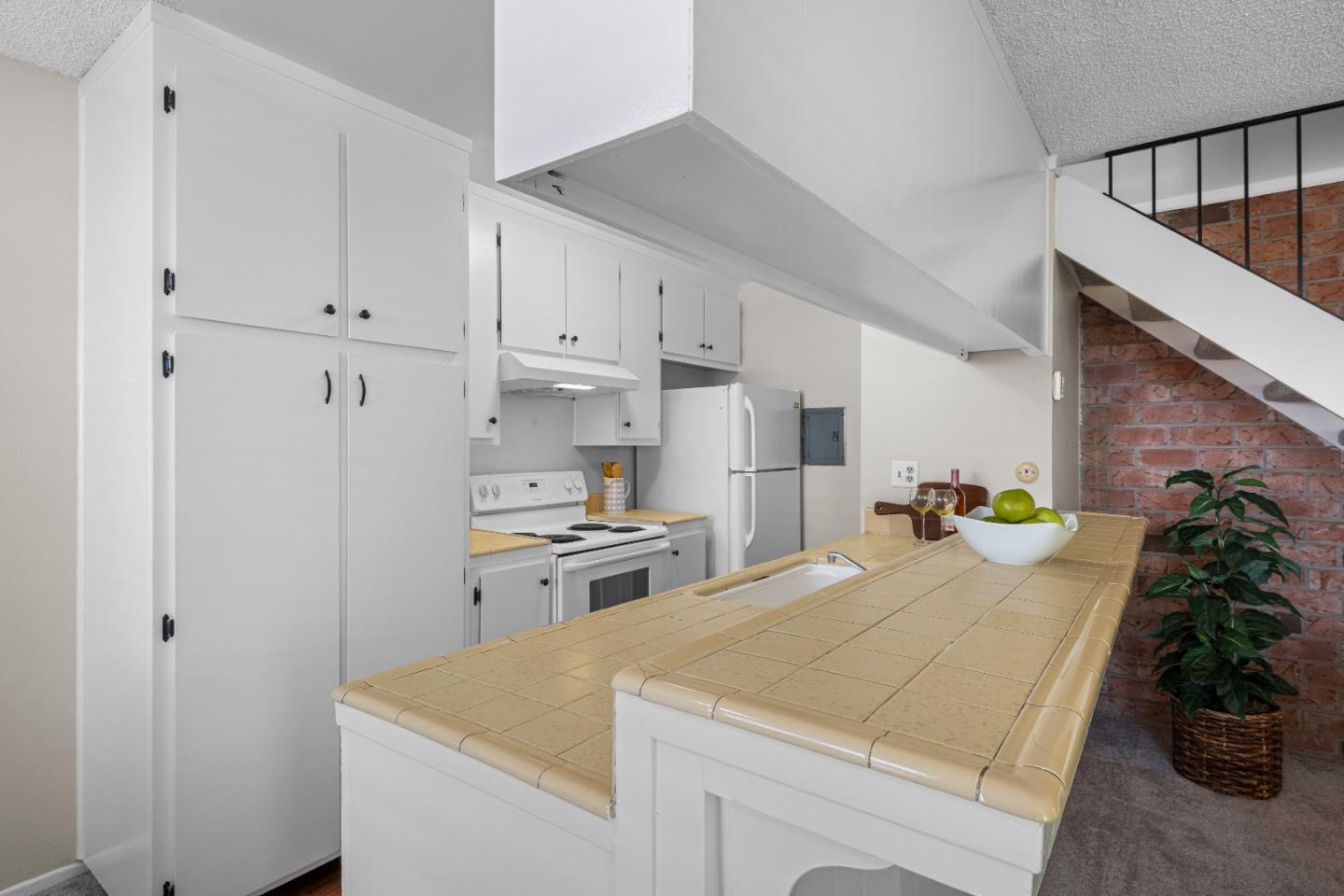 Detail Gallery Image 14 of 48 For 5626 Calmor Ave #3,  San Jose,  CA 95123 - 2 Beds | 1 Baths