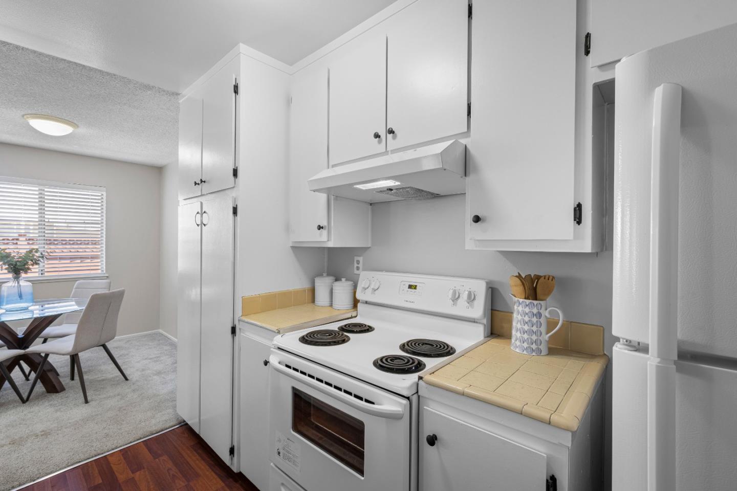 Detail Gallery Image 16 of 48 For 5626 Calmor Ave #3,  San Jose,  CA 95123 - 2 Beds | 1 Baths