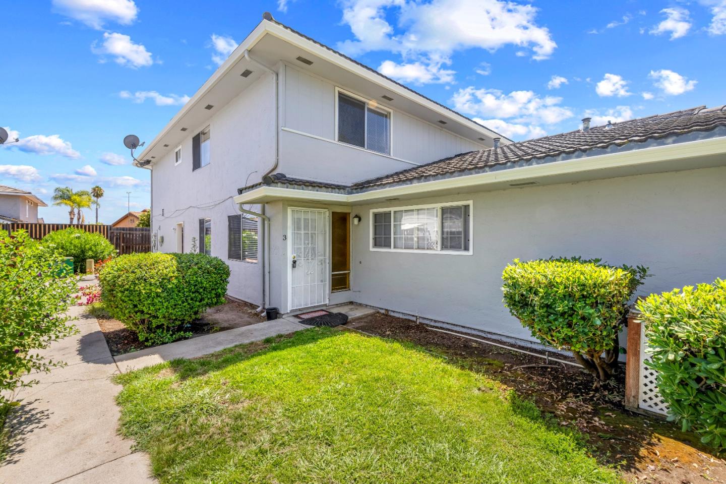 Detail Gallery Image 4 of 48 For 5626 Calmor Ave #3,  San Jose,  CA 95123 - 2 Beds | 1 Baths