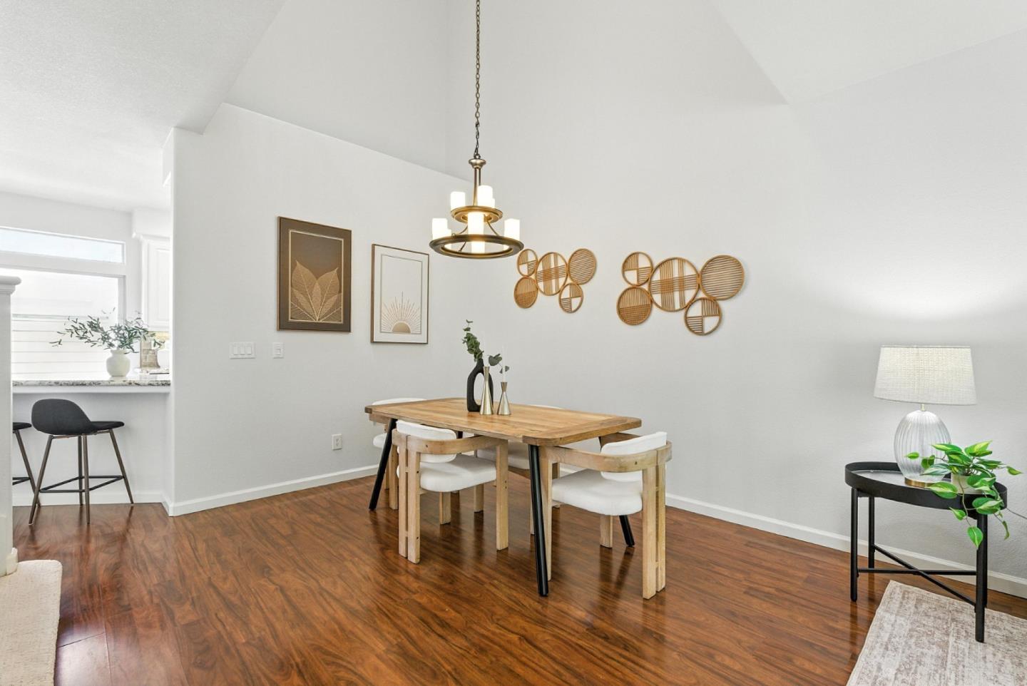Detail Gallery Image 14 of 61 For 1151 La Rochelle Ter #E,  Sunnyvale,  CA 94089 - 2 Beds | 2/1 Baths