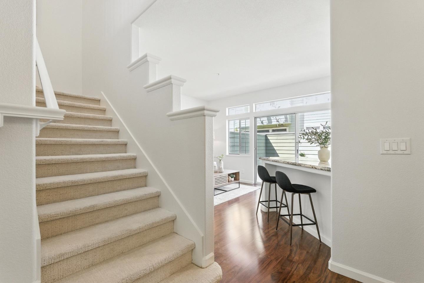 Detail Gallery Image 29 of 61 For 1151 La Rochelle Ter #E,  Sunnyvale,  CA 94089 - 2 Beds | 2/1 Baths