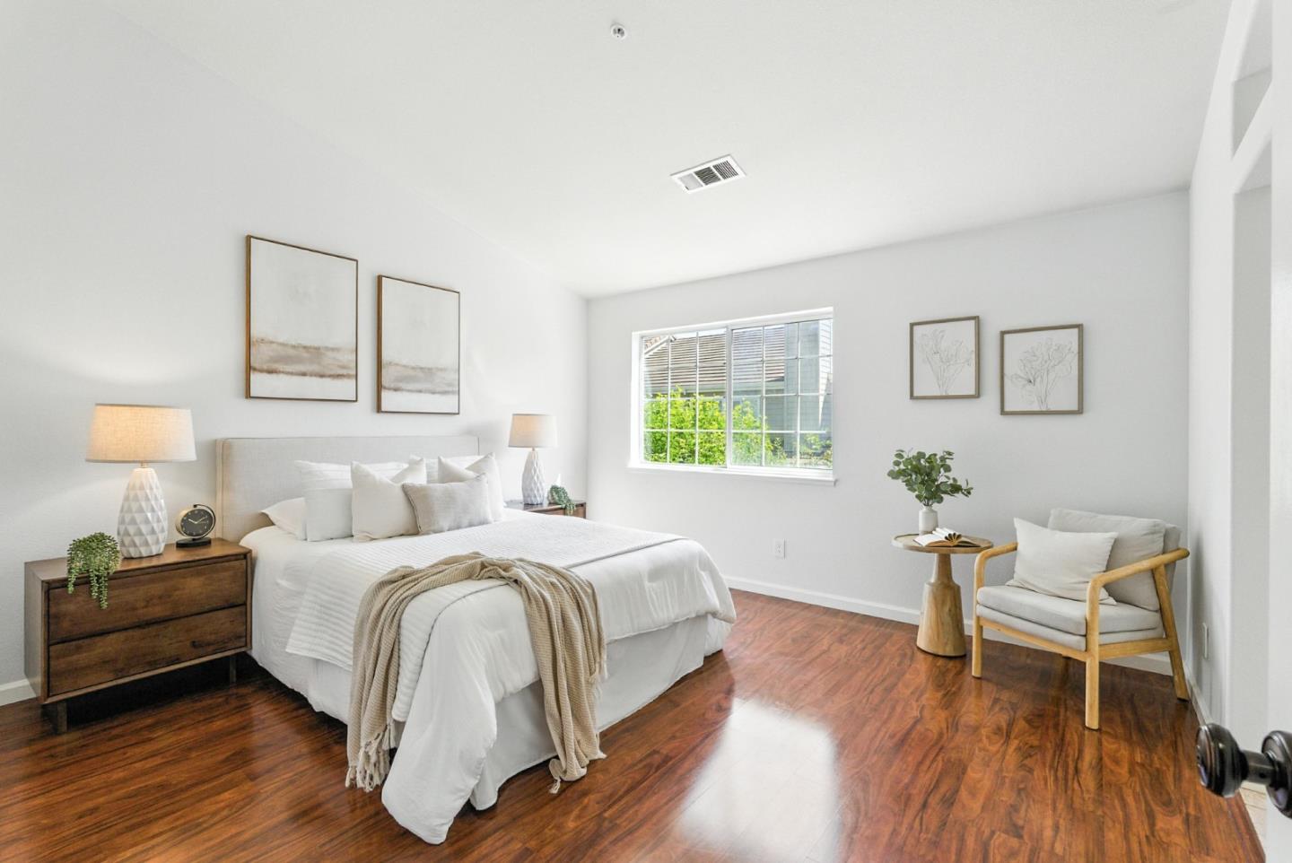 Detail Gallery Image 30 of 61 For 1151 La Rochelle Ter #E,  Sunnyvale,  CA 94089 - 2 Beds | 2/1 Baths