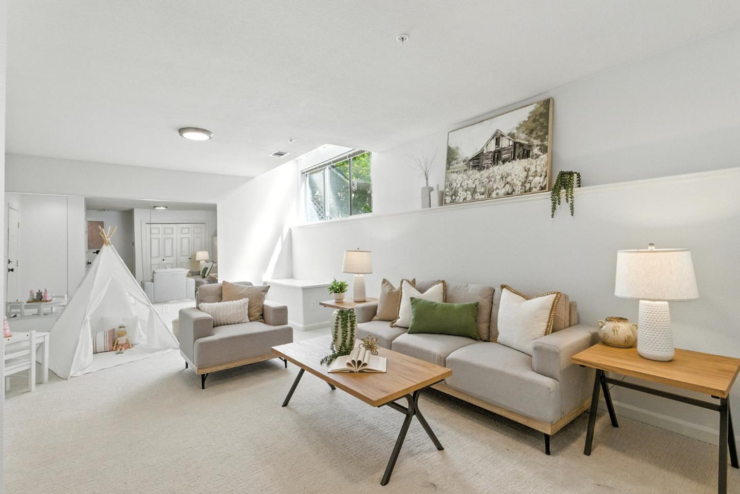 Detail Gallery Image 38 of 61 For 1151 La Rochelle Ter #E,  Sunnyvale,  CA 94089 - 2 Beds | 2/1 Baths