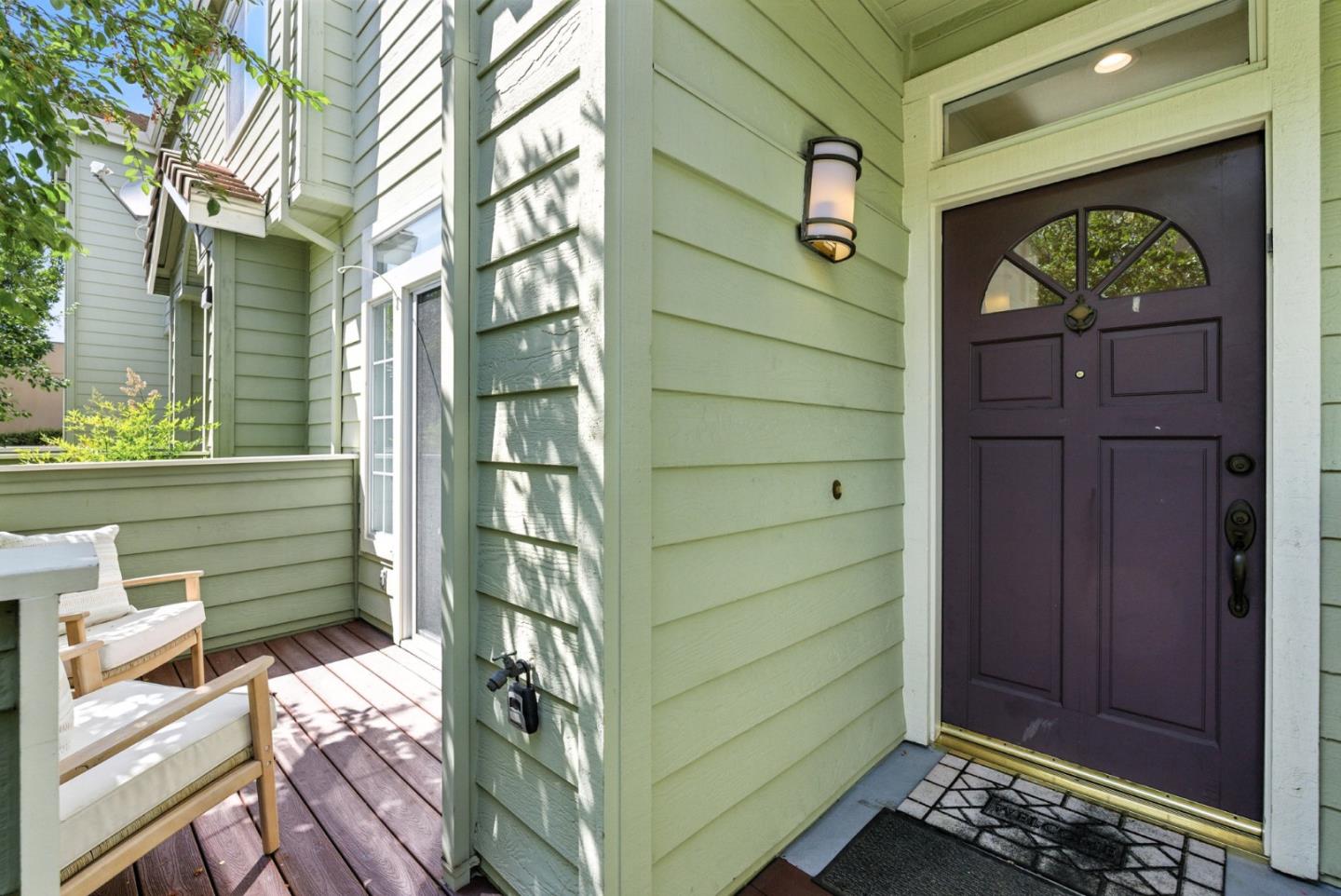 Detail Gallery Image 6 of 61 For 1151 La Rochelle Ter #E,  Sunnyvale,  CA 94089 - 2 Beds | 2/1 Baths