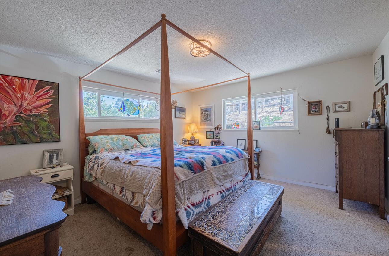Detail Gallery Image 15 of 52 For 9180 Coker Rd, Salinas,  CA 93907 - 4 Beds | 3 Baths